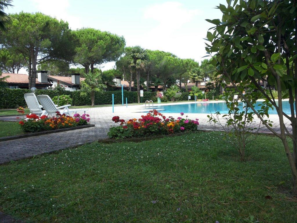 Villetta Corte Grande Villa Aprilia Marittima Buitenkant foto