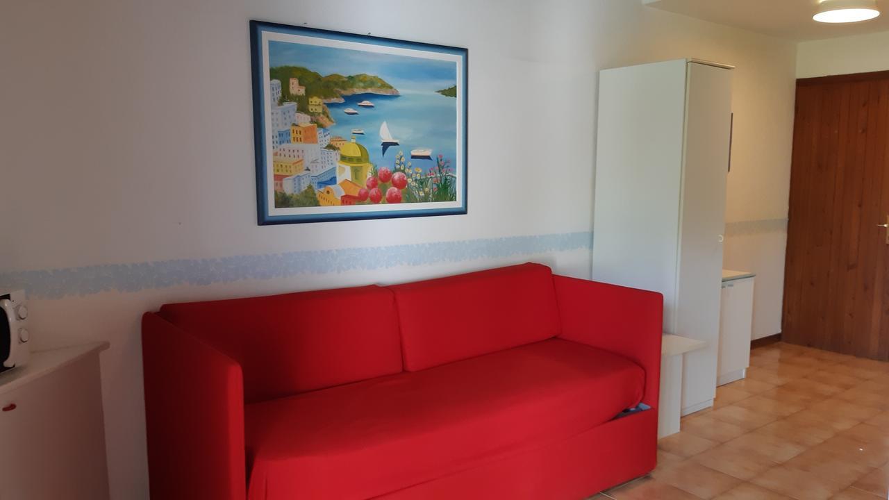 Villetta Corte Grande Villa Aprilia Marittima Buitenkant foto